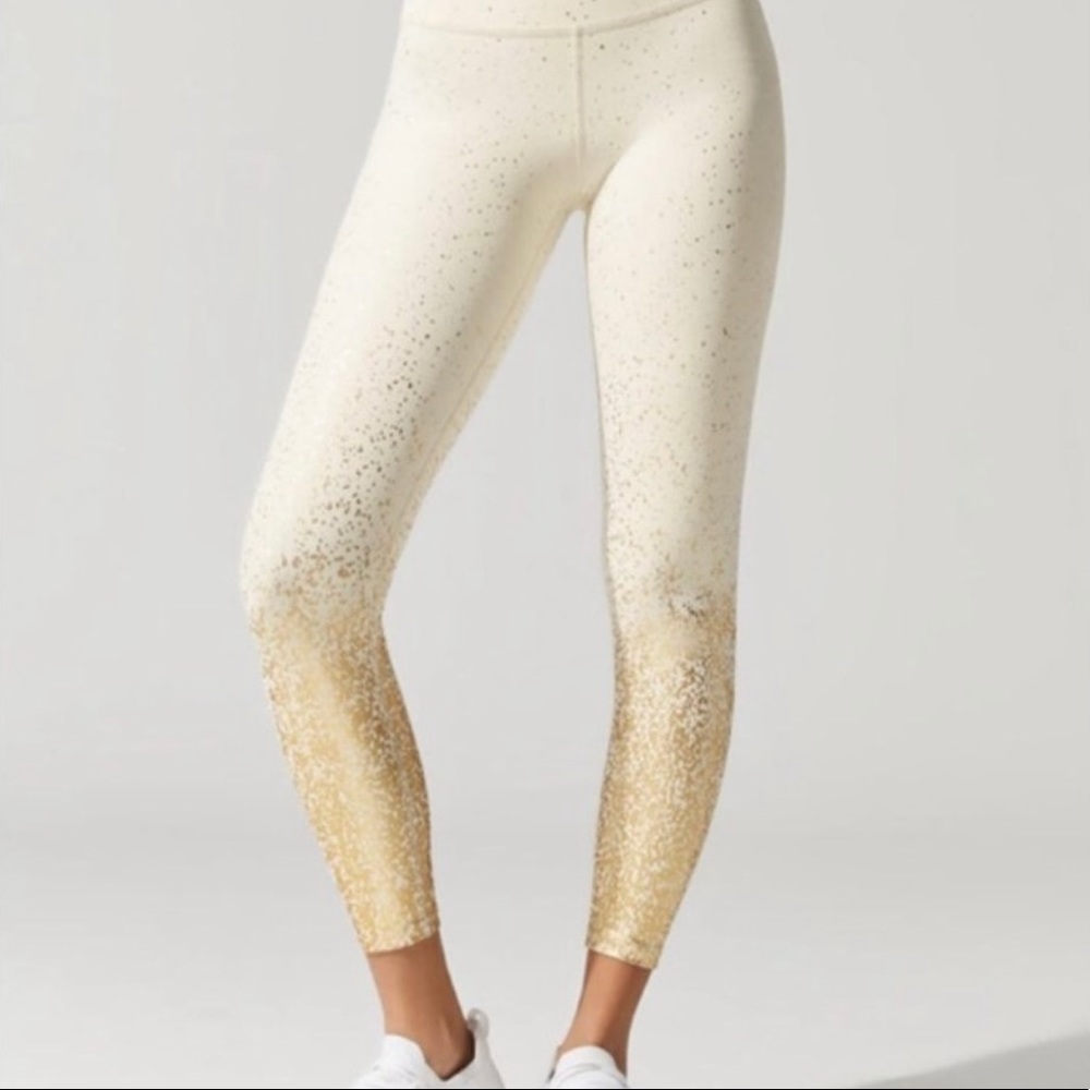 BRAND NEW Beyond Yoga high waisted ombré leggings